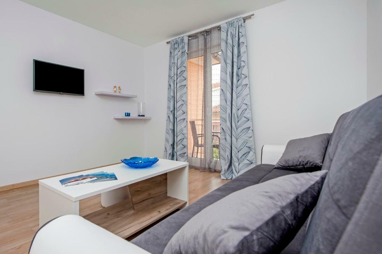 Apartman Sonata Rovinj Exterior photo